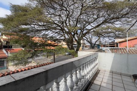 Casa à venda com 146m², 3 quartos e 2 vagas Casa à venda com 146m², 3 quartos e 2 vagasÁrea externa