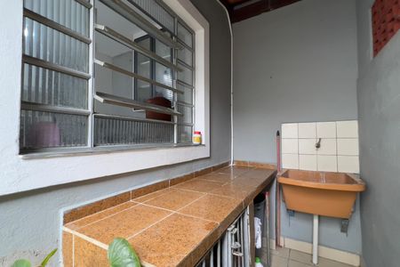 Casa à venda com 146m², 3 quartos e 2 vagas Casa à venda com 146m², 3 quartos e 2 vagasCozinha e Área de Serviço