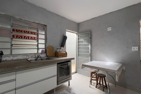 Casa à venda com 146m², 3 quartos e 2 vagas Casa à venda com 146m², 3 quartos e 2 vagasCozinha e Área de Serviço