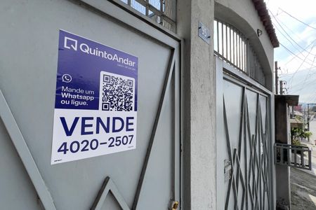 Casa à venda com 146m², 3 quartos e 2 vagas Casa à venda com 146m², 3 quartos e 2 vagasPlaca