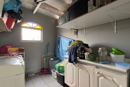 Casa à venda com 146m², 3 quartos e 2 vagas Casa à venda com 146m², 3 quartos e 2 vagasÁrea externa