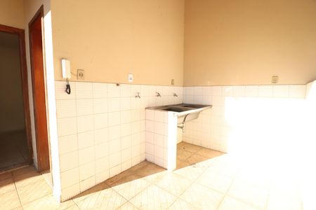 Casa para alugar com 242m², 4 quartos e 2 vagasÁrea de Serviço