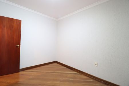 Casa para alugar com 242m², 4 quartos e 2 vagasQuarto 2