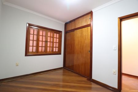 Casa para alugar com 242m², 4 quartos e 2 vagasQuarto 2