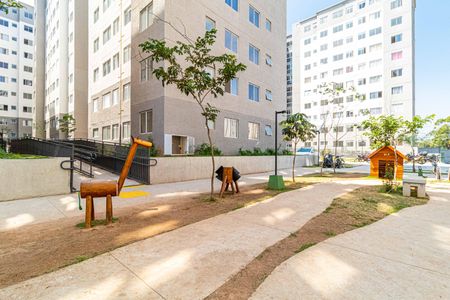 Apartamento para alugar com 49m², 2 quartos e sem vaga Apartamento para alugar com 49m², 2 quartos e sem vagaÁrea comum - Playground