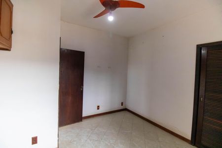 Casa à venda com 360m², 6 quartos e 4 vagasQuarto 1