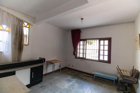 Casa à venda com 360m², 6 quartos e 4 vagasQuarto 5