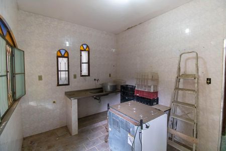 Casa à venda com 360m², 6 quartos e 4 vagasCozinha