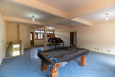 Casa à venda com 360m², 6 quartos e 4 vagasTerraço