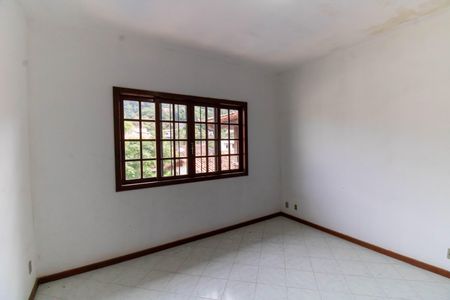 Casa à venda com 360m², 6 quartos e 4 vagasQuarto 4
