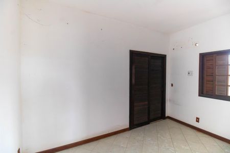 Casa à venda com 360m², 6 quartos e 4 vagasQuarto 1