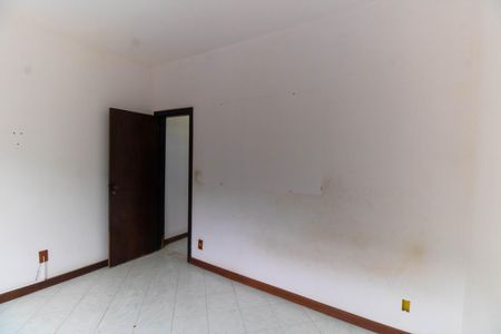 Casa à venda com 360m², 6 quartos e 4 vagasQuarto 2