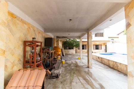 Casa à venda com 360m², 6 quartos e 4 vagasÁrea externa