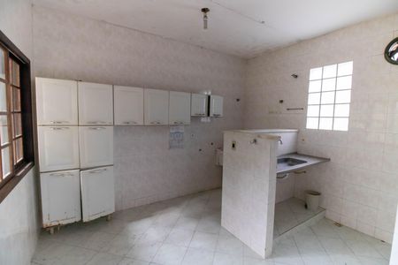 Casa à venda com 360m², 6 quartos e 4 vagasCozinha e Área de Serviço