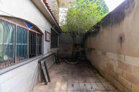 Casa à venda com 360m², 6 quartos e 4 vagasÁrea de Serviço