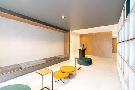 Apartamento à venda com 70m², 2 quartos e 2 vagas Apartamento à venda com 70m², 2 quartos e 2 vagasHall de entrada