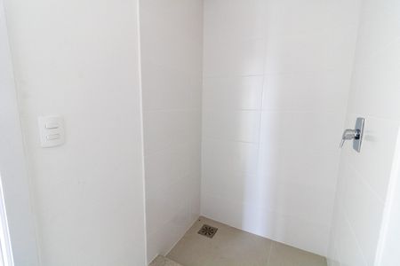 Apartamento à venda com 70m², 2 quartos e 2 vagas Apartamento à venda com 70m², 2 quartos e 2 vagasBanheiro Social