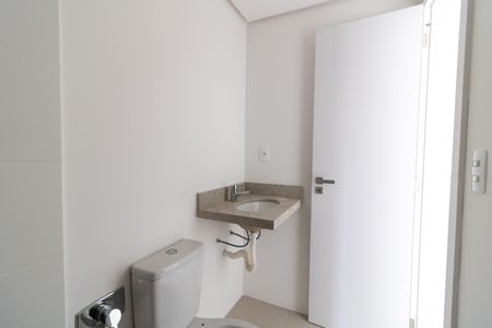 Apartamento à venda com 70m², 2 quartos e 2 vagas Apartamento à venda com 70m², 2 quartos e 2 vagasBanheiro Social