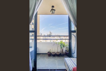 Apartamento à venda com 57m², 2 quartos e 1 vaga Apartamento à venda com 57m², 2 quartos e 1 vagaSacada