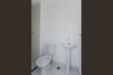 Apartamento para alugar com 37m², 2 quartos e sem vaga Apartamento para alugar com 37m², 2 quartos e sem vagaBanheiro Social