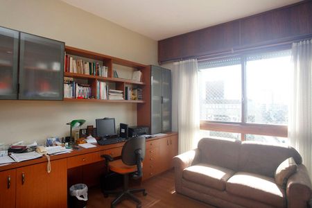 Apartamento à venda com 568m², 4 quartos e 2 vagasQuarto 3