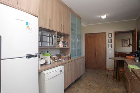 Apartamento à venda com 568m², 4 quartos e 2 vagasCozinha