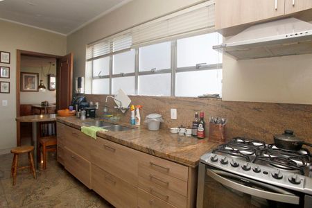 Apartamento à venda com 568m², 4 quartos e 2 vagasCozinha