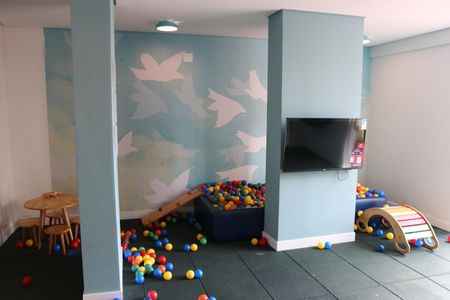 Apartamento para alugar com 57m², 2 quartos e 1 vagaÁrea comum