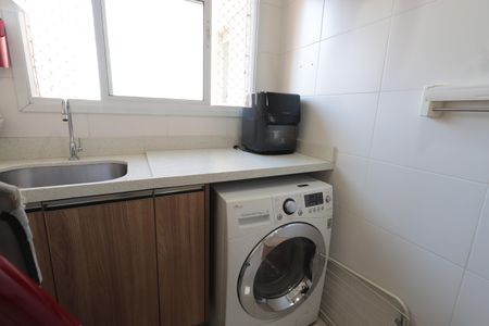 Apartamento à venda com 74m², 2 quartos e 1 vagaÁrea de Serviço