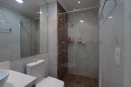 Apartamento à venda com 74m², 2 quartos e 1 vagaBanheiro Social