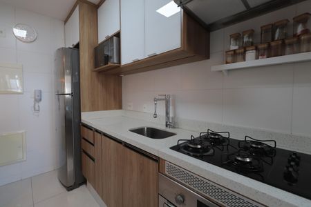 Apartamento à venda com 74m², 2 quartos e 1 vagaCozinha