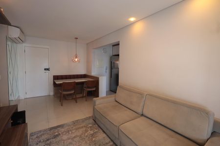 Apartamento à venda com 74m², 2 quartos e 1 vagaSala