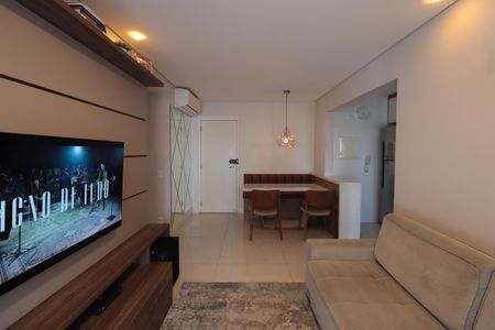Apartamento à venda com 74m², 2 quartos e 1 vagaSala