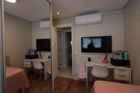 Apartamento à venda com 74m², 2 quartos e 1 vagaQuarto 1