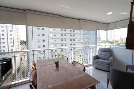 Apartamento à venda com 74m², 2 quartos e 1 vagaSacada