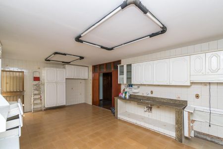 Casa à venda com 500m², 4 quartos e 3 vagasCozinha