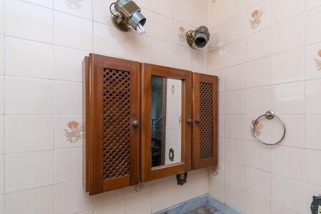 Casa à venda com 500m², 4 quartos e 3 vagasBanheiro Social 1