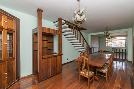 Casa à venda com 500m², 4 quartos e 3 vagasSala de Jantar