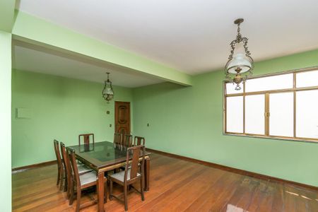 Casa à venda com 500m², 4 quartos e 3 vagasSala 2