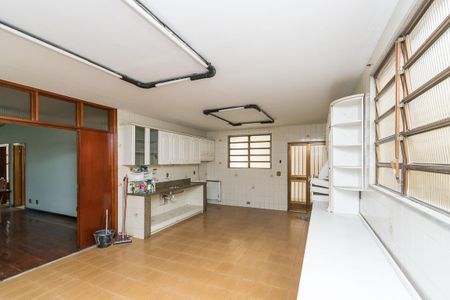 Casa à venda com 500m², 4 quartos e 3 vagasCozinha