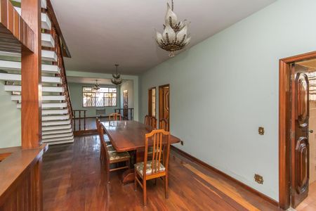 Casa à venda com 500m², 4 quartos e 3 vagasSala de Jantar