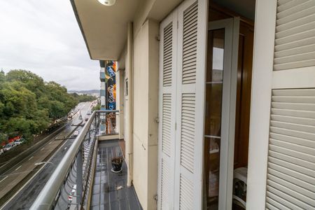 Apartamento à venda com 106m², 3 quartos e sem vagaSacada