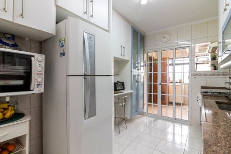 Apartamento à venda com 93m², 3 quartos e 2 vagas Apartamento à venda com 93m², 3 quartos e 2 vagasCozinha