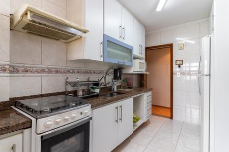 Apartamento à venda com 93m², 3 quartos e 2 vagas Apartamento à venda com 93m², 3 quartos e 2 vagasCozinha