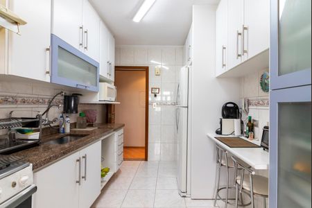 Apartamento à venda com 93m², 3 quartos e 2 vagas Apartamento à venda com 93m², 3 quartos e 2 vagasCozinha