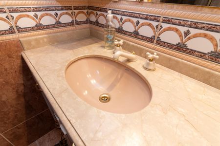 Apartamento à venda com 93m², 3 quartos e 2 vagas Apartamento à venda com 93m², 3 quartos e 2 vagasBanheiro Social