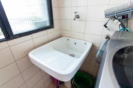 Apartamento à venda com 93m², 3 quartos e 2 vagas Apartamento à venda com 93m², 3 quartos e 2 vagasÁrea de Serviço