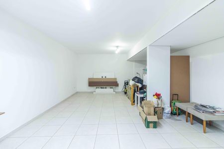 Casa à venda com 143m², 3 quartos e 4 vagas Casa à venda com 143m², 3 quartos e 4 vagasÁrea comum