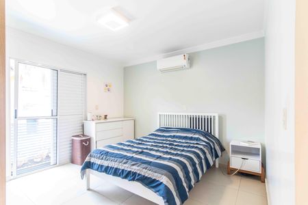 Casa à venda com 143m², 3 quartos e 4 vagas Casa à venda com 143m², 3 quartos e 4 vagasSuíte 02