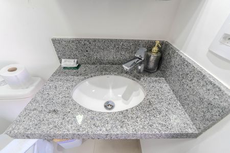 Studio para alugar com 21m², 1 quarto e sem vaga Studio para alugar com 21m², 1 quarto e sem vagaBanheiro